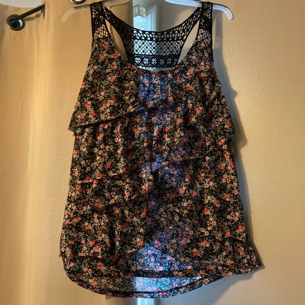 No Boundaries ruffled floral print tank top